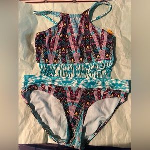 Tween Gossip Girl 2 pc swimsuit, size 16, EUC